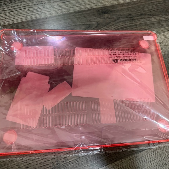 Clear Pink MacBook Shell Case - Picture 6 of 9